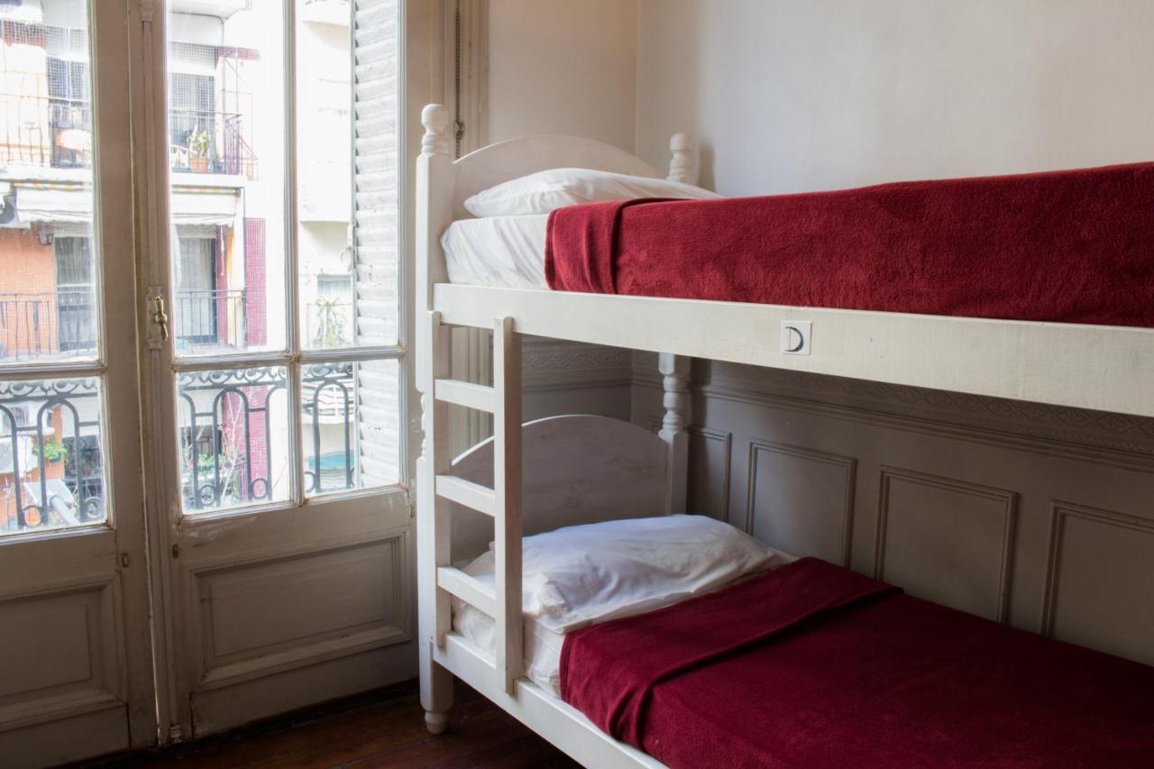 Voyage Recoleta Hostel Buenos Aires Bagian luar foto