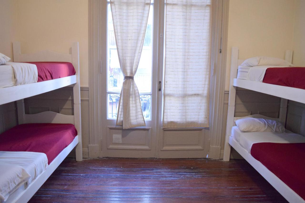 Voyage Recoleta Hostel Buenos Aires Bagian luar foto
