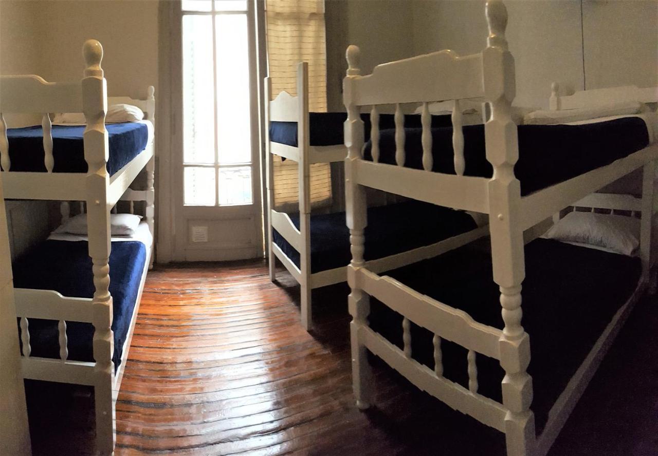 Voyage Recoleta Hostel Buenos Aires Bagian luar foto