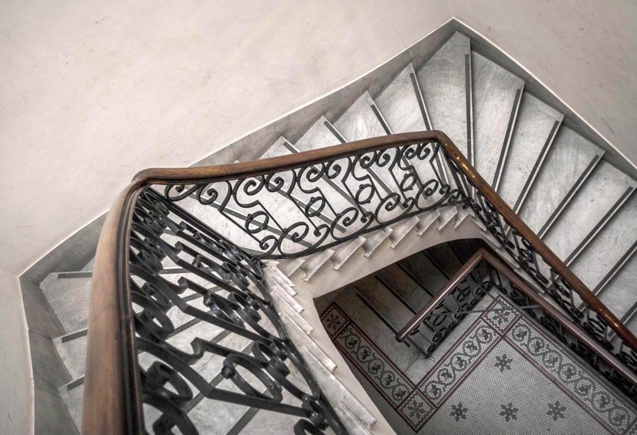 Voyage Recoleta Hostel Buenos Aires Bagian luar foto