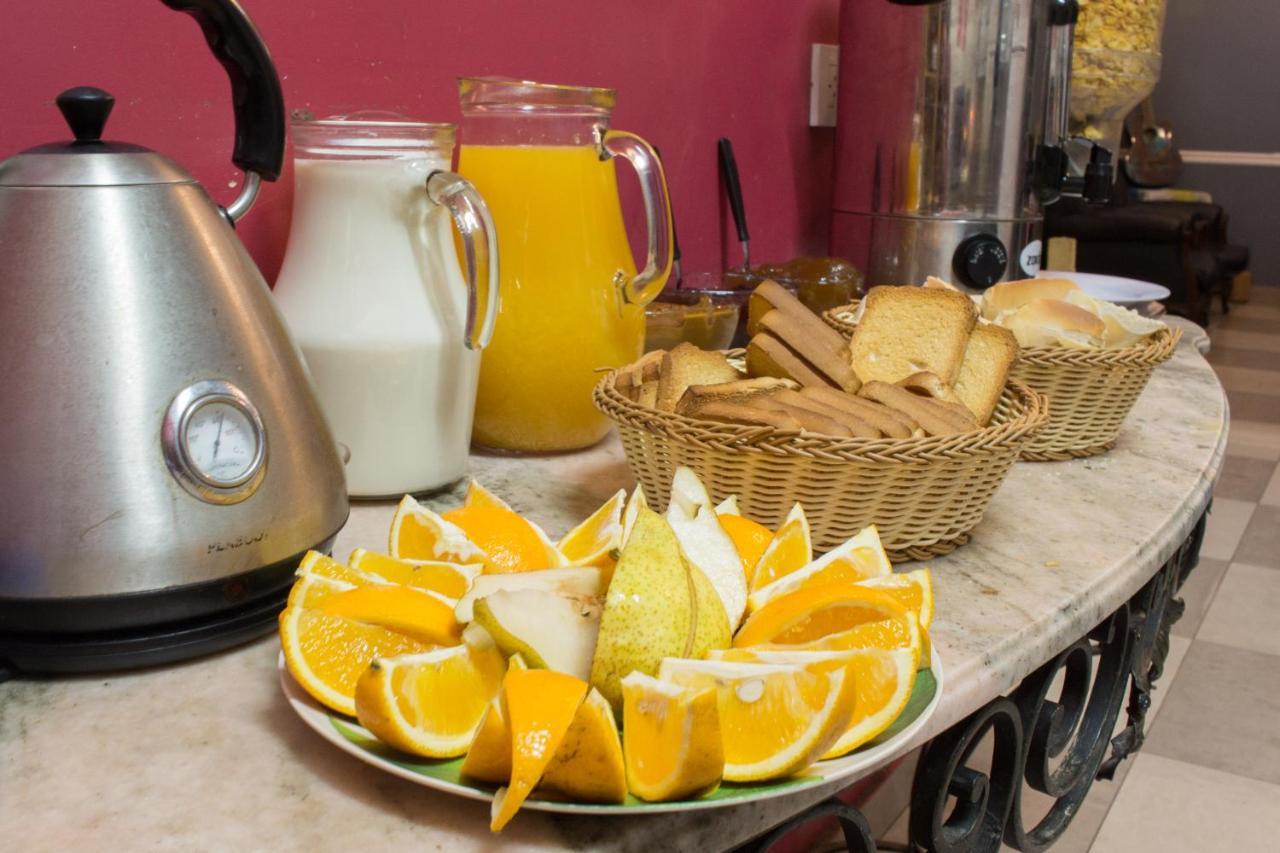 Voyage Recoleta Hostel Buenos Aires Bagian luar foto